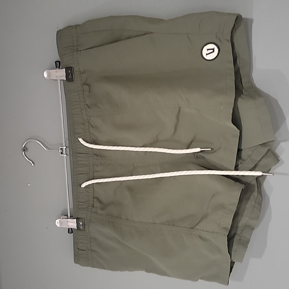 Sunwashed Short Vuori oregano